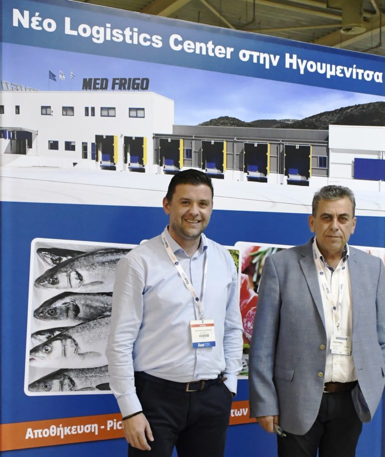 Από αριστερά: Ο υπεύθυνος του κέντρου Logistics Ηγουμενίτσας, Απ. Γεωργόπουλος με τον διευθύνοντα σύμβουλο της Med Frigo, Σ. Μπρακατσέλο